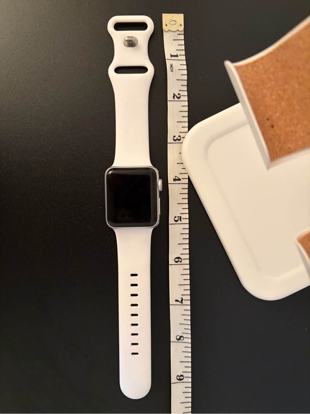 Apple Watch Series 3 GPS + Cellular 38mm – Silver/White – 92% Battery Health